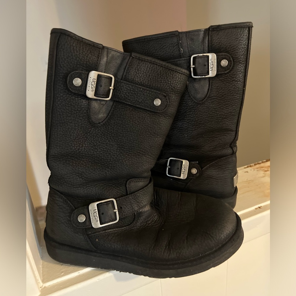 FUR LINED BLACK UGGS KENSINGTON TALL